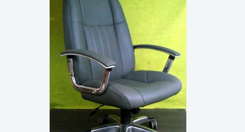Перетяжка офисного кресла кожей. Наро-Фоминск